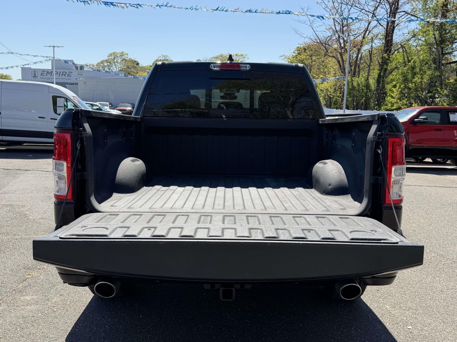 2022 RAM 1500 Big Horn Crew Cab 4x4 5'7' Box