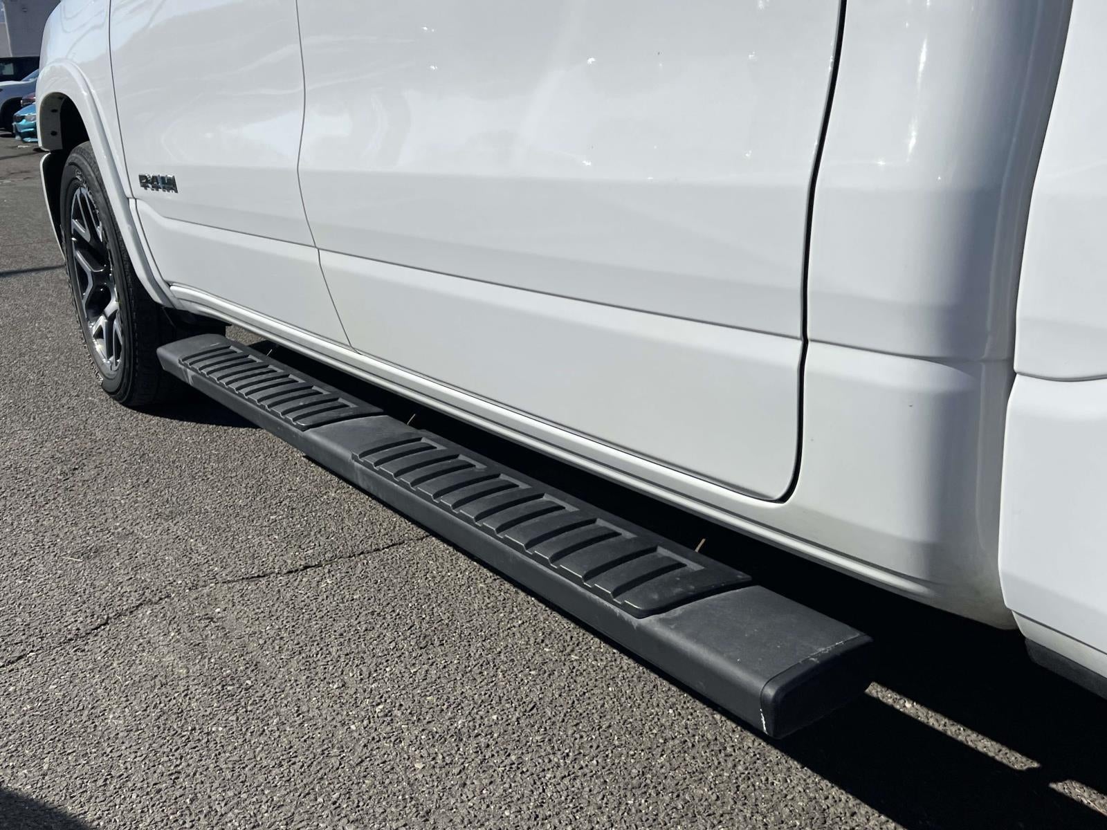 2025 RAM 1500 Laramie Crew Cab 4x4 5'7' Box