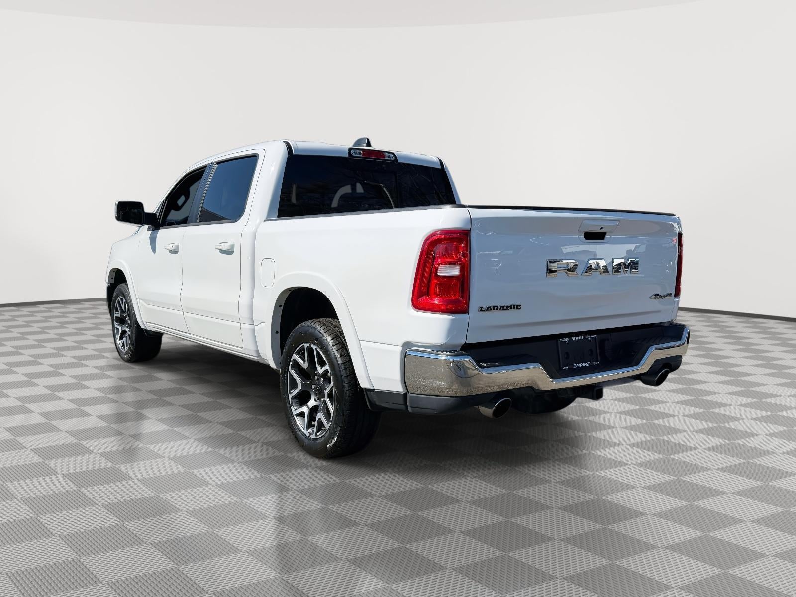 2025 RAM 1500 Laramie Crew Cab 4x4 5'7' Box