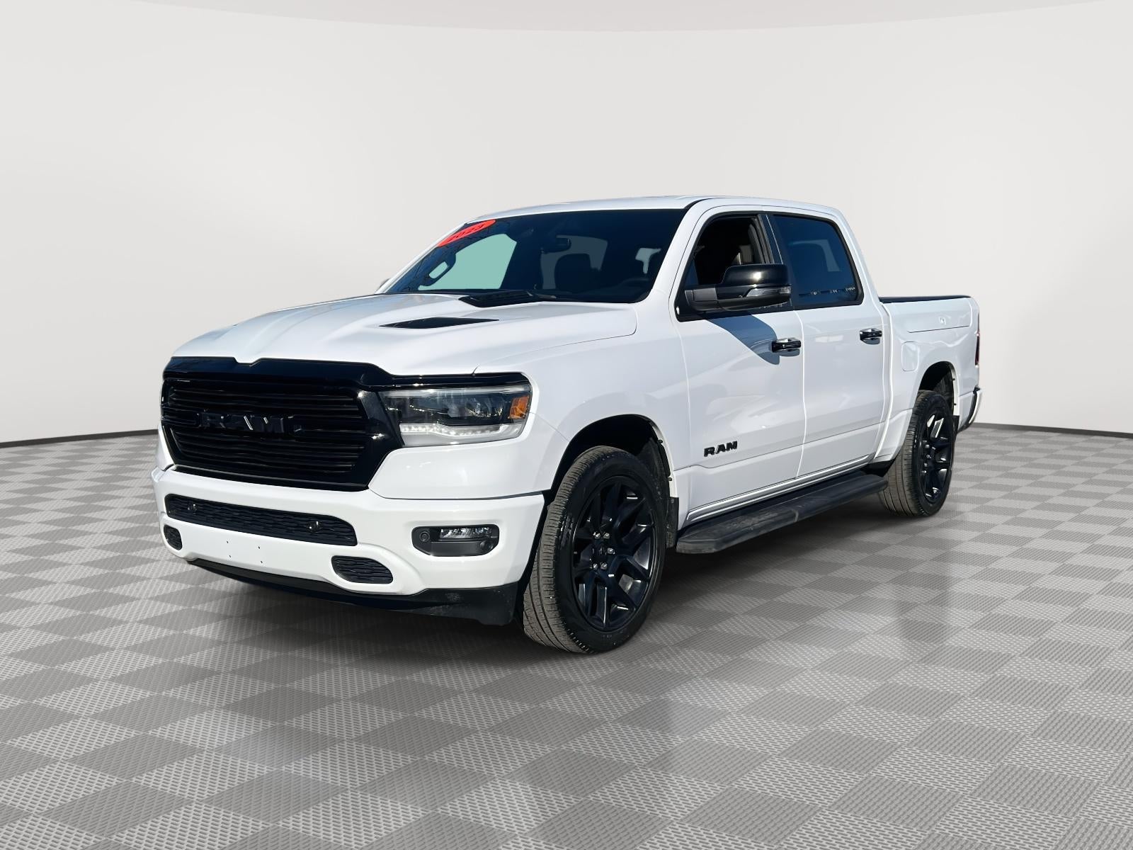 2023 RAM 1500 Laramie Crew Cab 4x4 5'7' Box