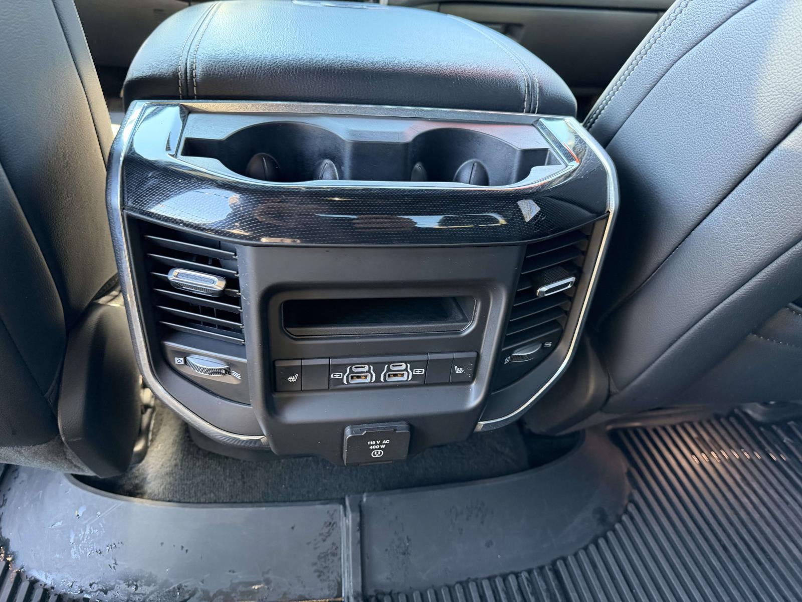 2021 RAM 1500 Laramie Crew Cab 4x4 5'7' Box