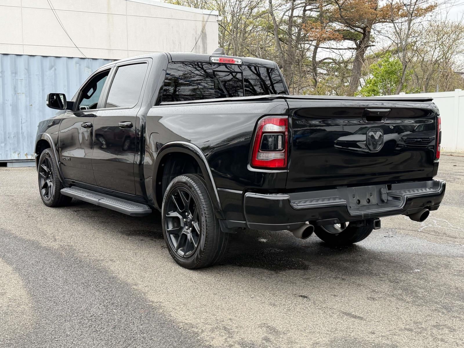 2022 RAM 1500 Laramie Crew Cab 4x4 5'7' Box