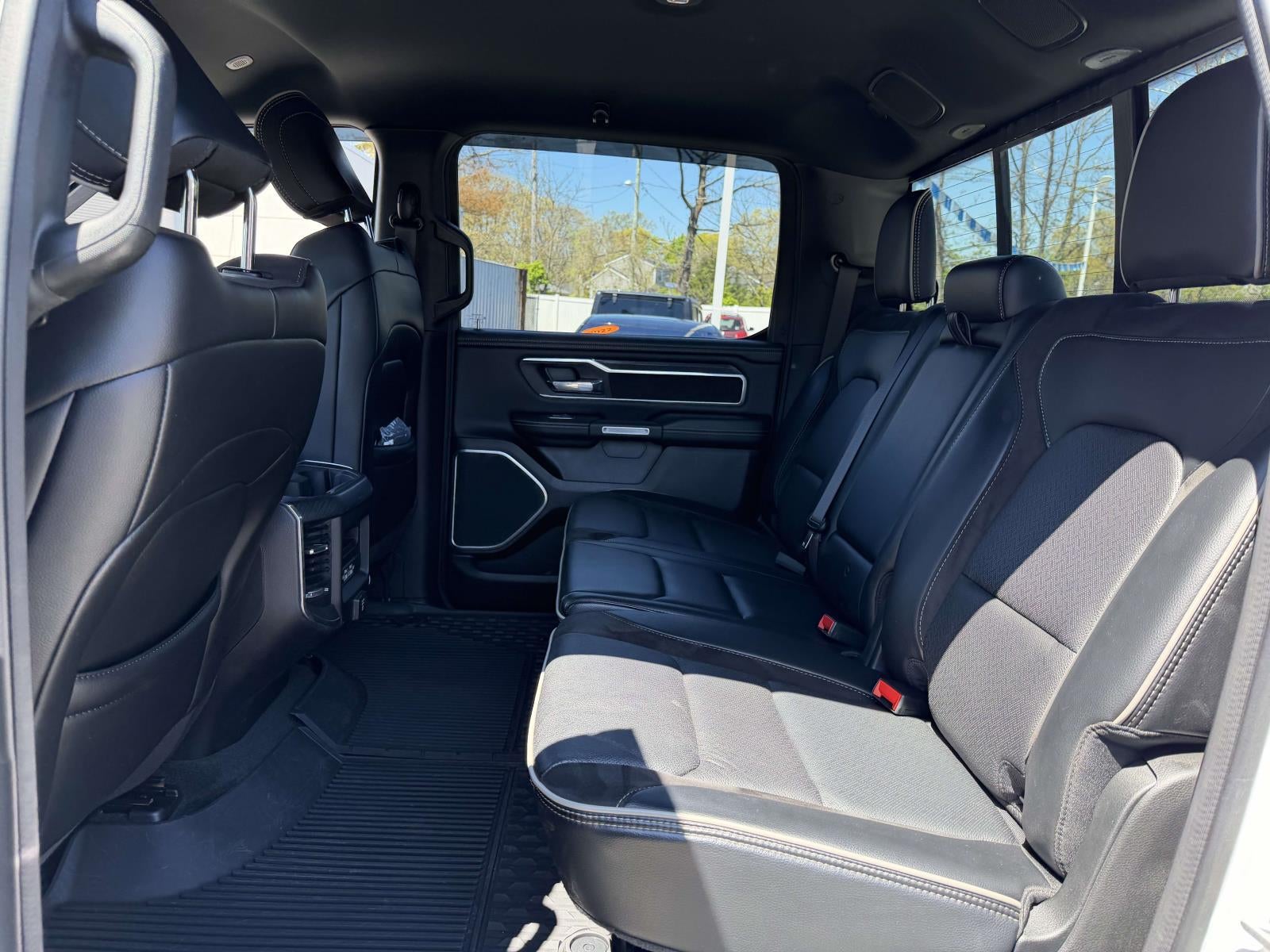 2023 RAM 1500 Laramie Crew Cab 4x4 5'7' Box