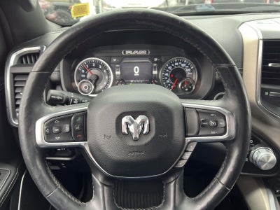 2019 RAM 1500 Laramie Crew Cab 4x4 5'7' Box