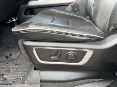 2023 RAM 1500 Laramie Crew Cab 4x4 5'7' Box