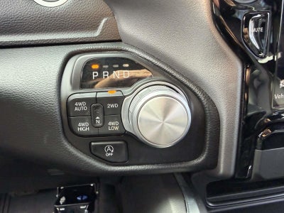 2023 RAM 1500 Laramie Crew Cab 4x4 5'7' Box