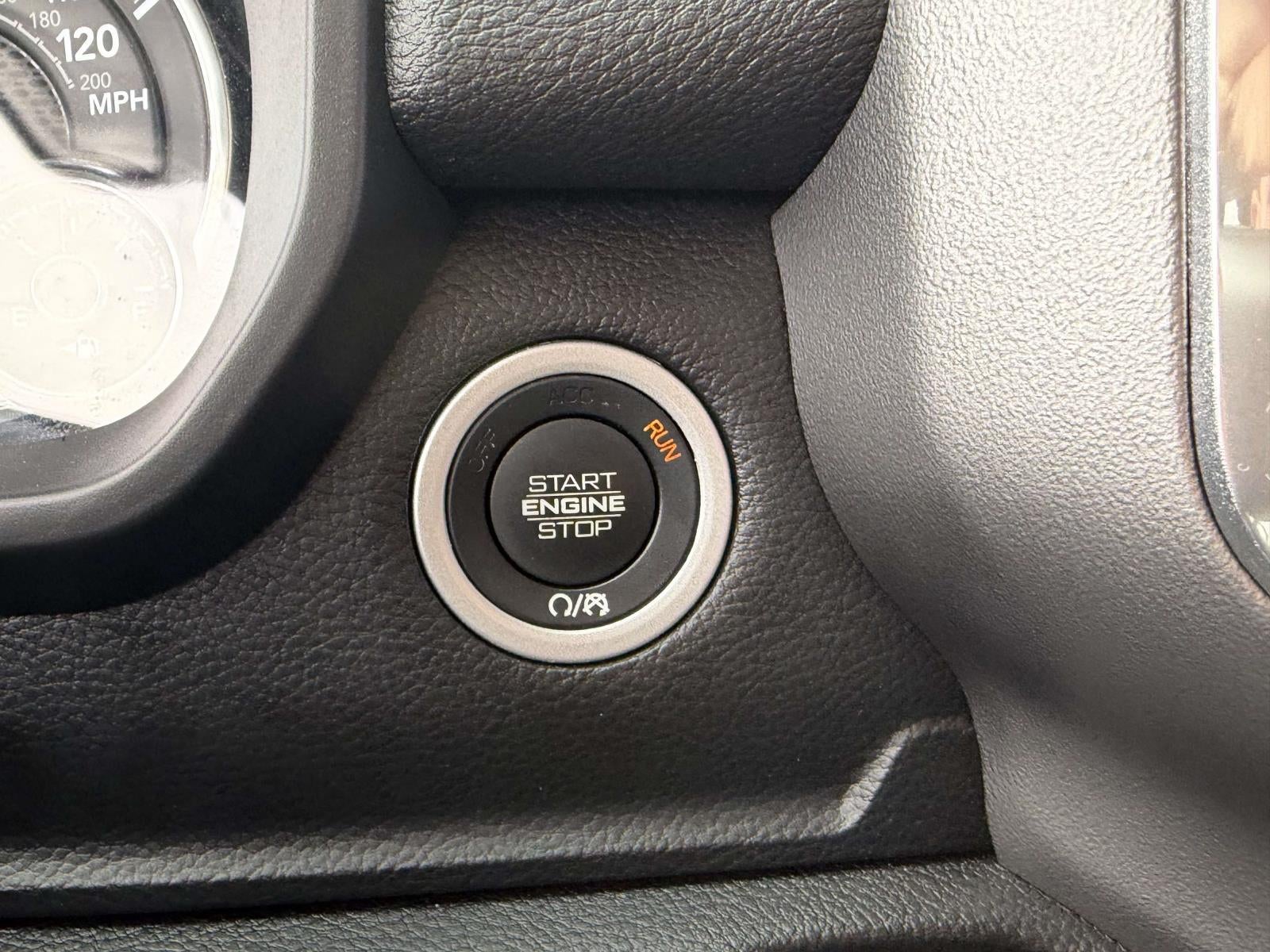 2023 RAM 1500 Laramie Crew Cab 4x4 5'7' Box