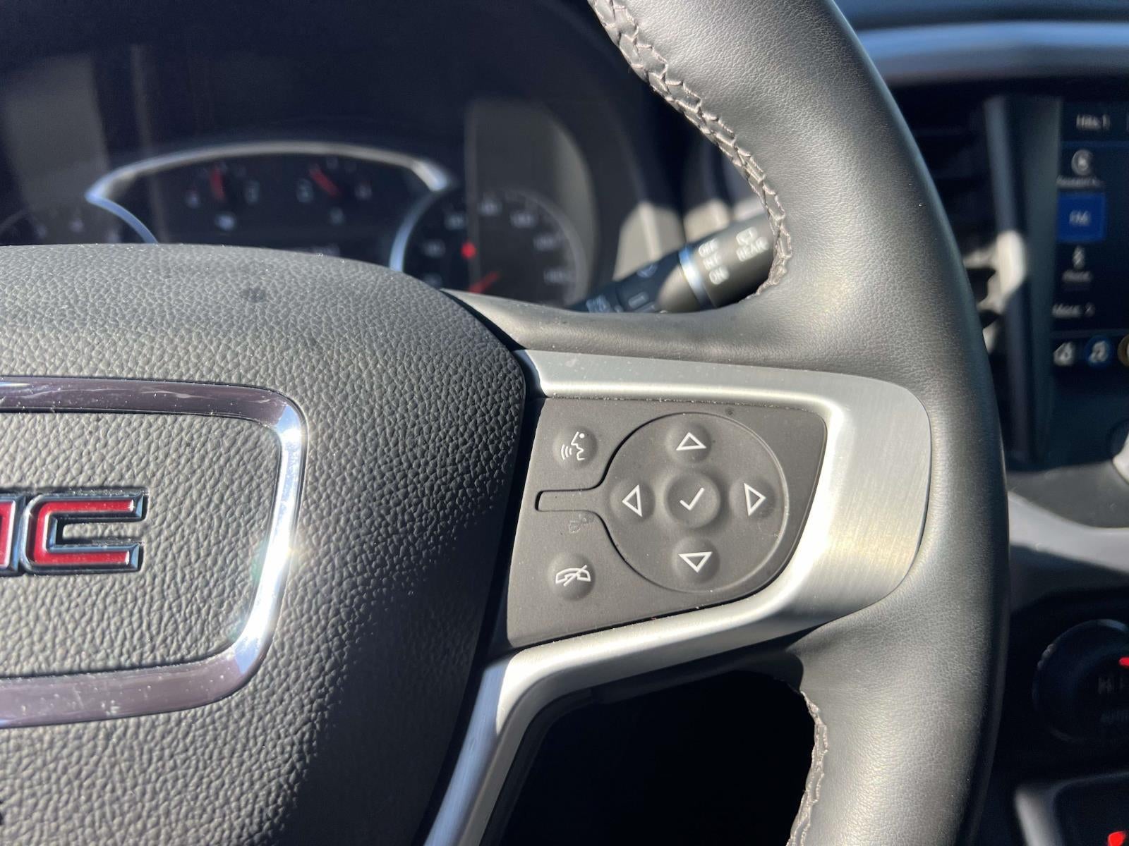 2023 GMC Acadia AWD SLT