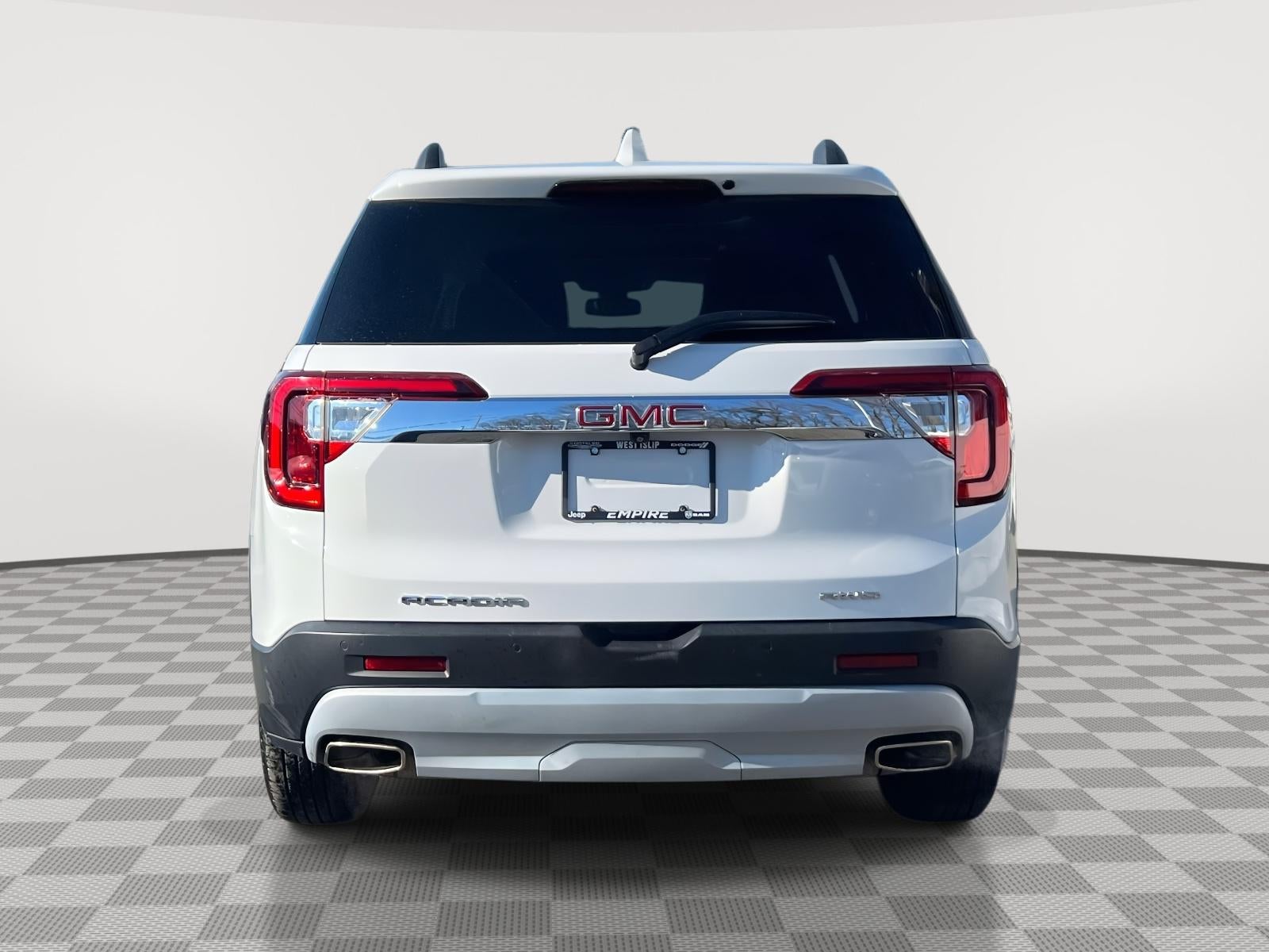 2023 GMC Acadia AWD SLT