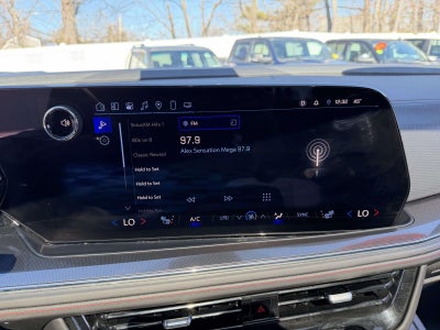 2025 Chevrolet Suburban RST