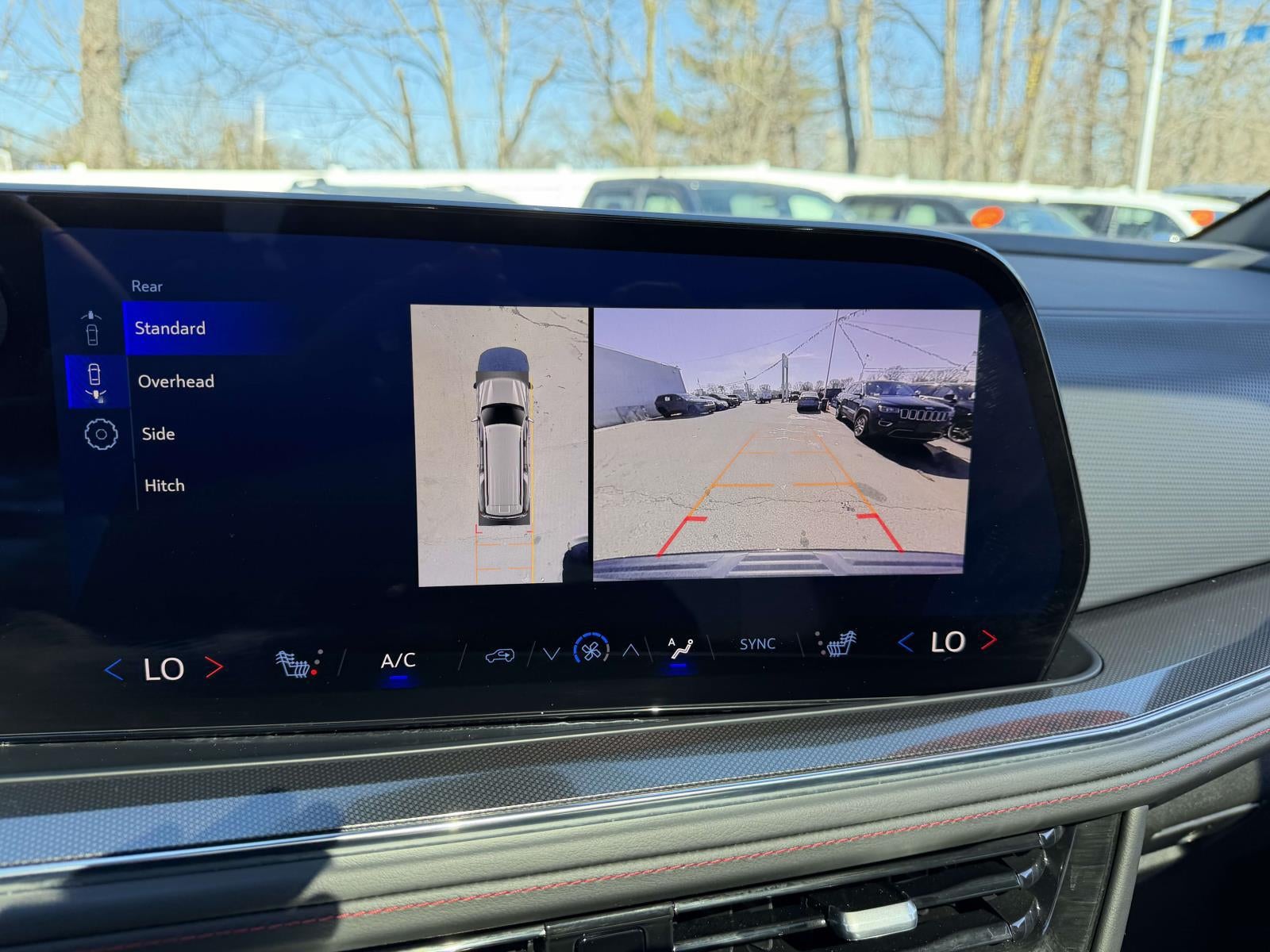 2025 Chevrolet Suburban RST