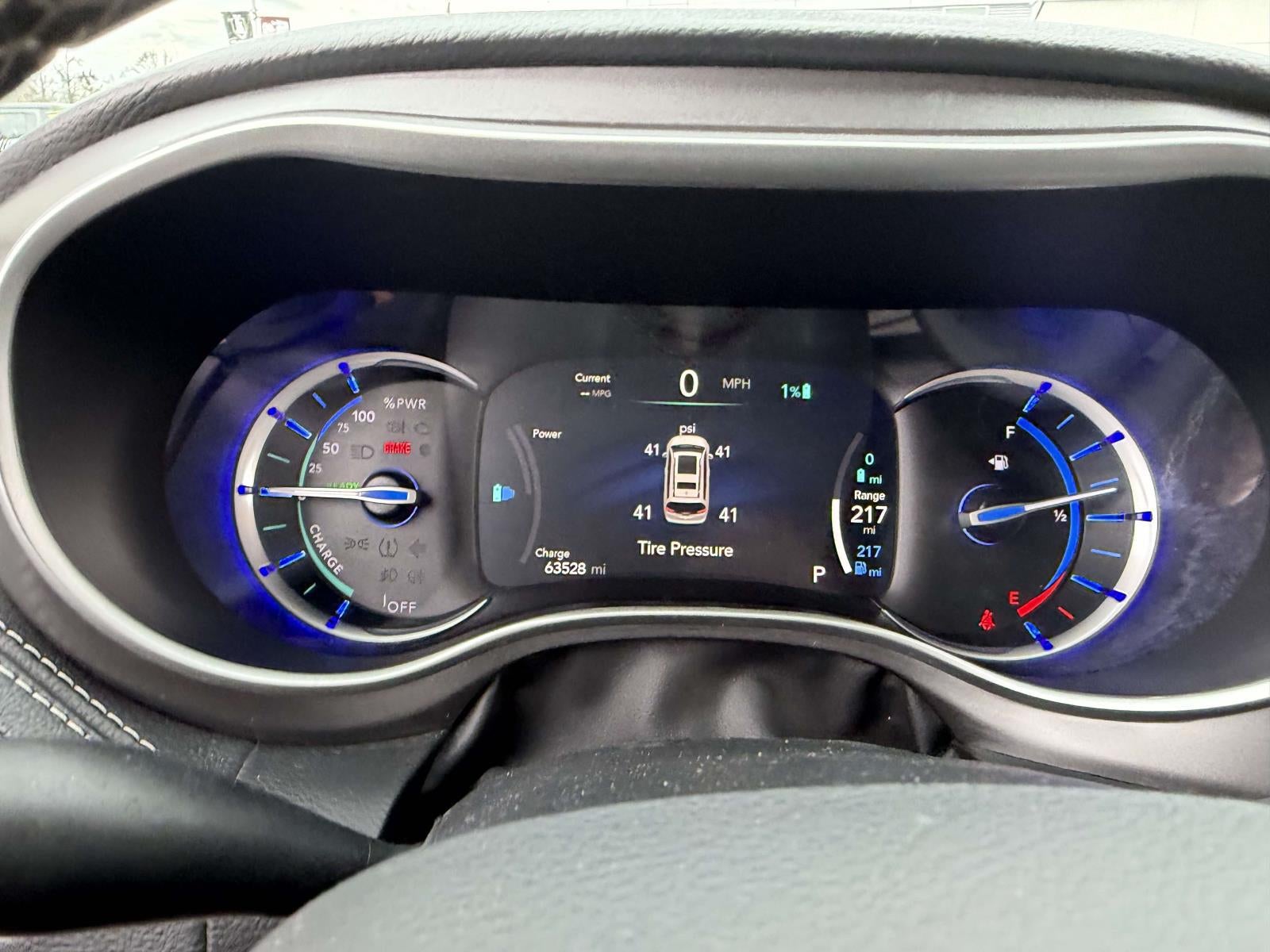 2023 Chrysler Pacifica Hybrid Touring L