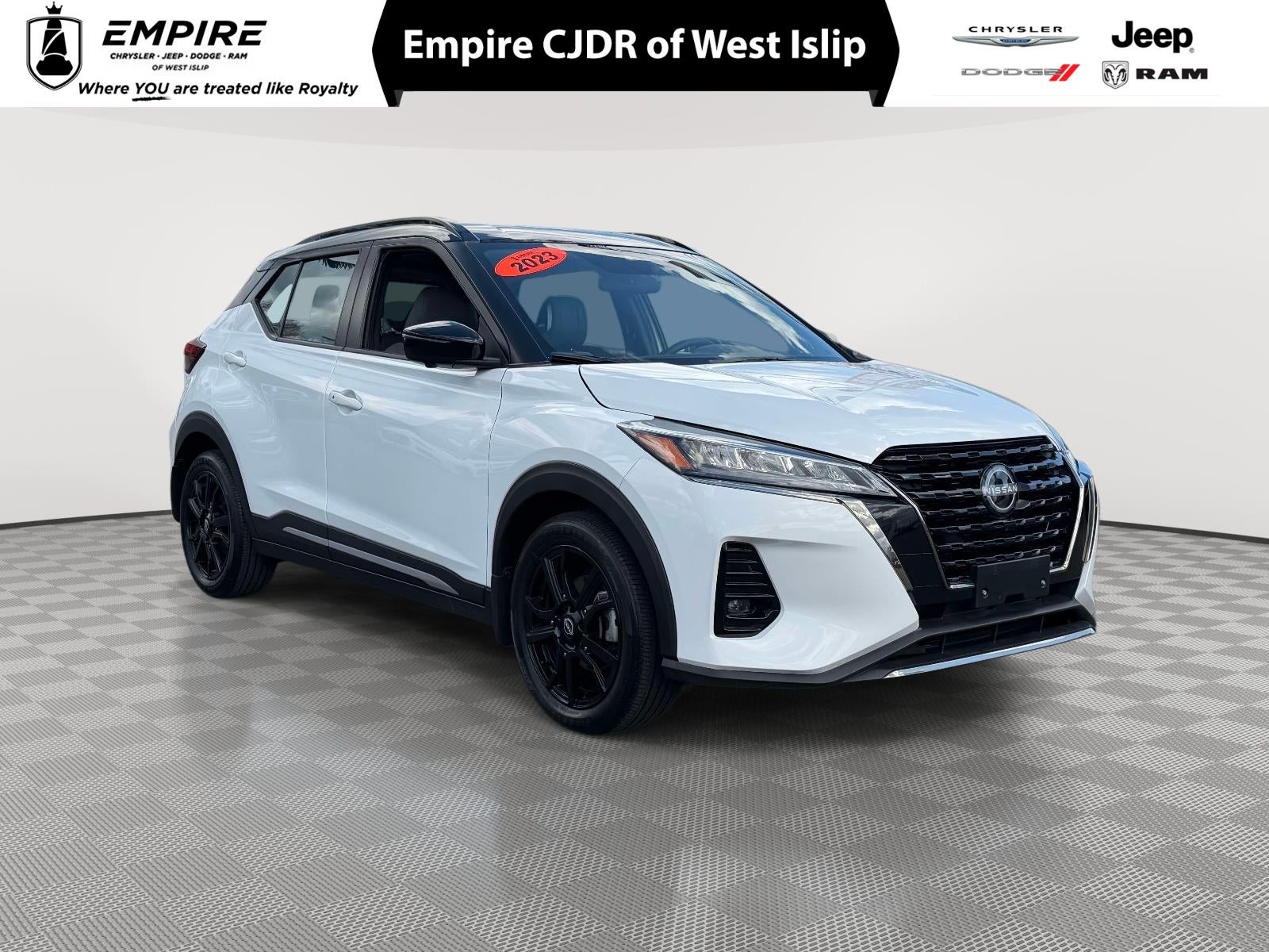 2023 Nissan Kicks SR Xtronic CVT