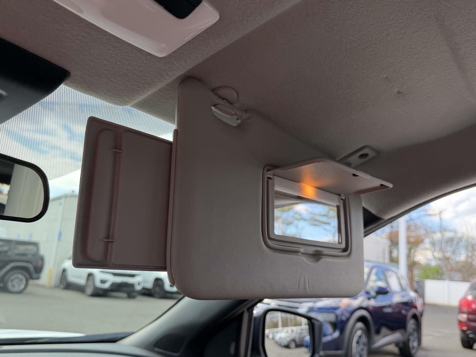 2023 Nissan Kicks SR Xtronic CVT