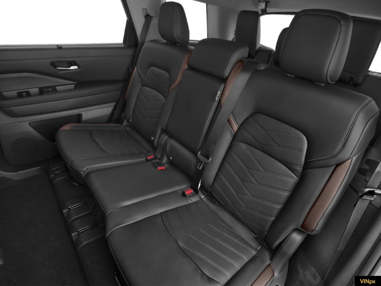 2025 Nissan Pathfinder Platinum 4WD
