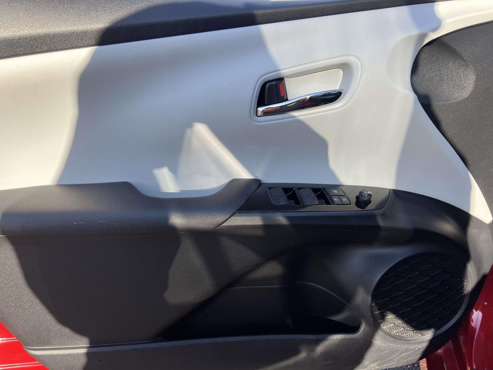 2019 Toyota Prius LE