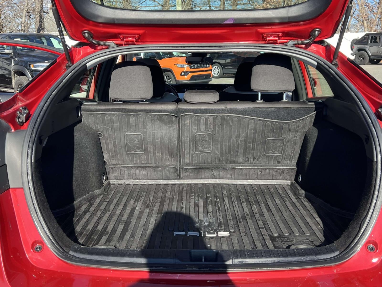 2019 Toyota Prius LE