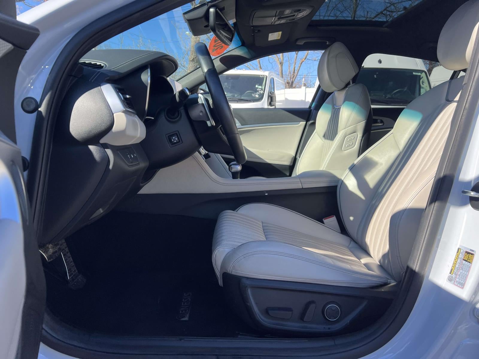 2023 Genesis G70 2.0T AWD