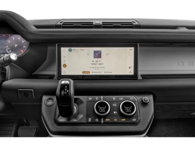 2025 Land Rover Defender 110 P300