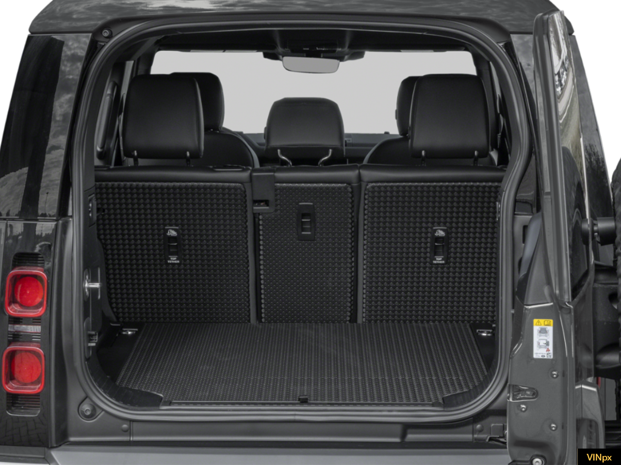 2025 Land Rover Defender 110 P300