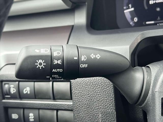 2025 Toyota Tacoma 4WD SR