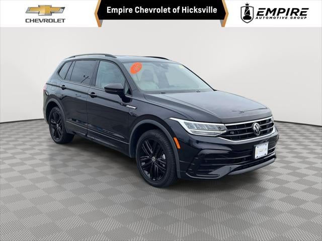 2022 Volkswagen Tiguan SE R-Line Black