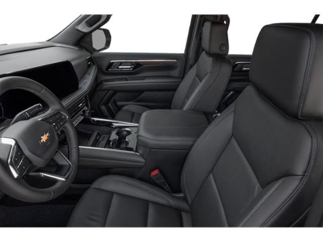 2025 Chevrolet Suburban LT