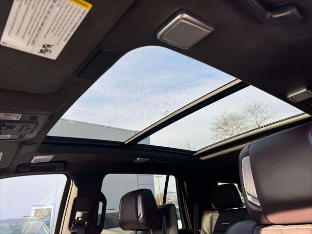 2023 Cadillac Escalade Sport Platinum