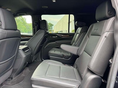 2022 Cadillac Escalade ESV Luxury