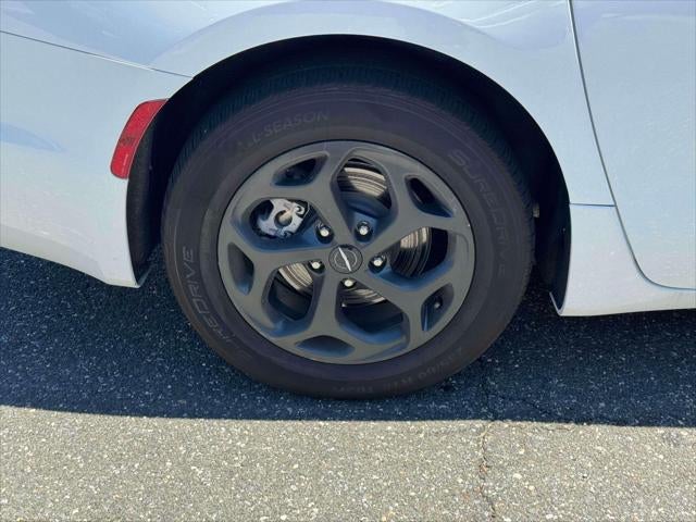 2024 Chrysler Pacifica Hybrid S Appearance Pkg