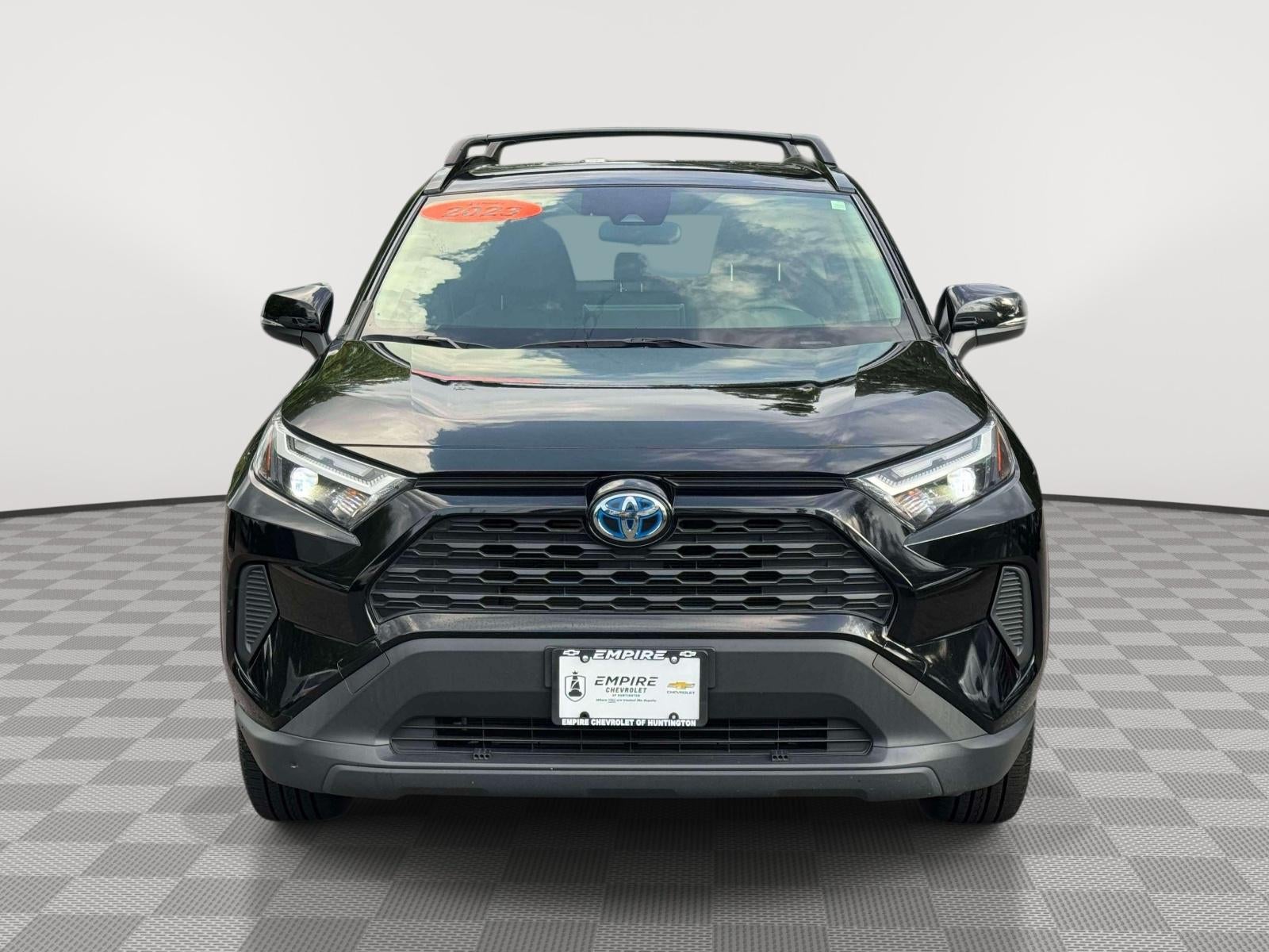 2023 Toyota RAV4 Hybrid XLE