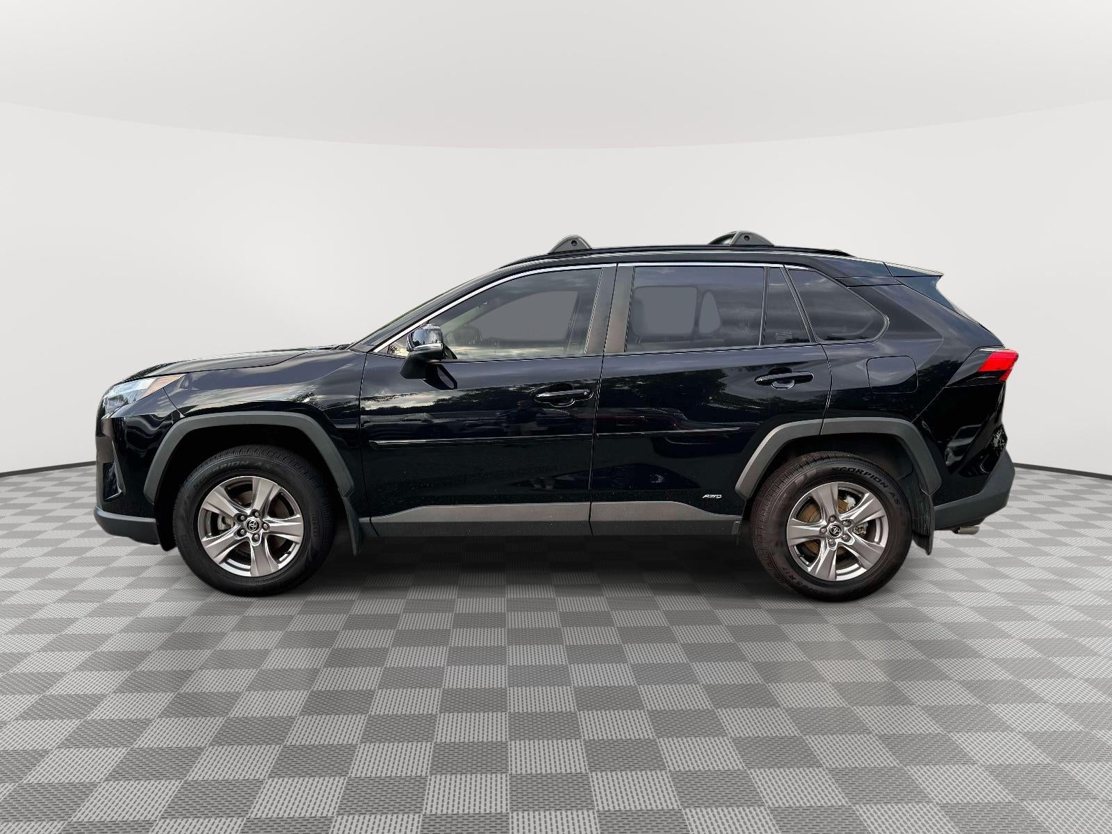 2023 Toyota RAV4 Hybrid XLE