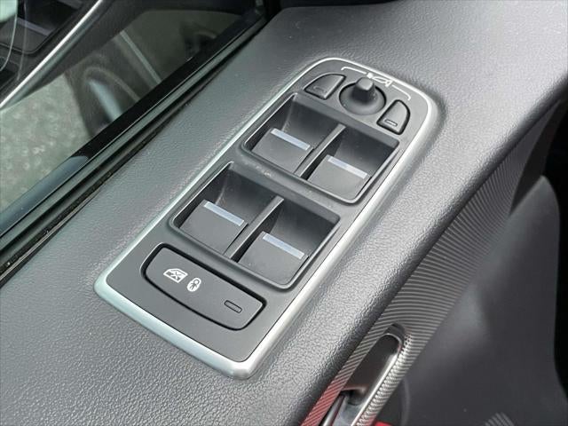 2020 Jaguar F-PACE SVR