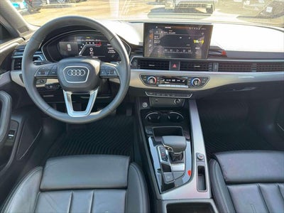 2023 Audi A4 Sedan S line Prestige