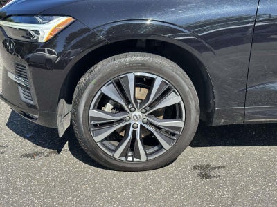 2022 Volvo XC60 Momentum