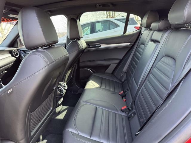 2023 Alfa Romeo Stelvio Veloce