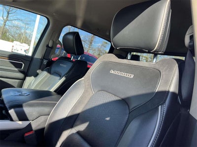 2021 RAM 1500 Laramie Crew Cab 4x4 57' Box
