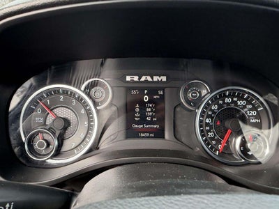 2023 RAM 1500 Big Horn Crew Cab 4x4 64' Box