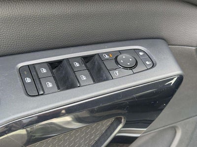 2024 Nissan Pathfinder SV 4WD