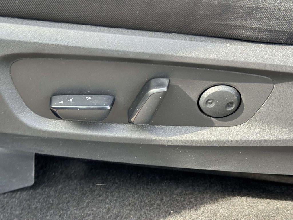 2024 Nissan Pathfinder SV 4WD