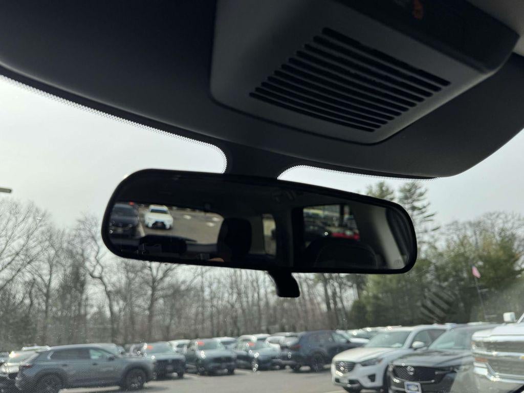 2024 Nissan Pathfinder SV 4WD