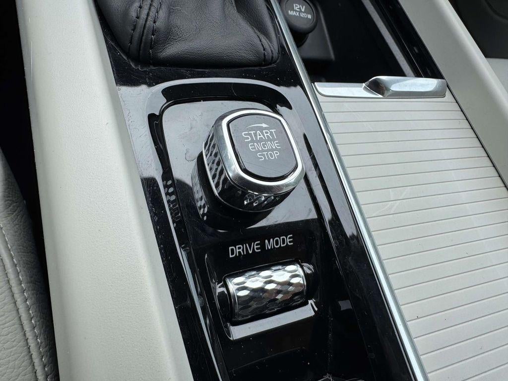 2020 Volvo S60 T5 Momentum