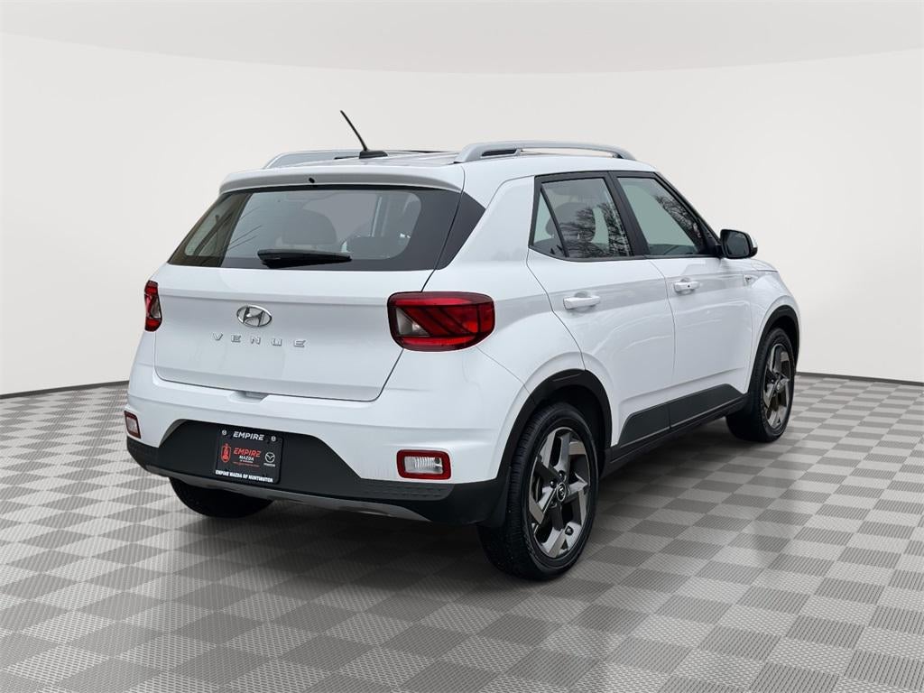 2024 Hyundai Venue SEL