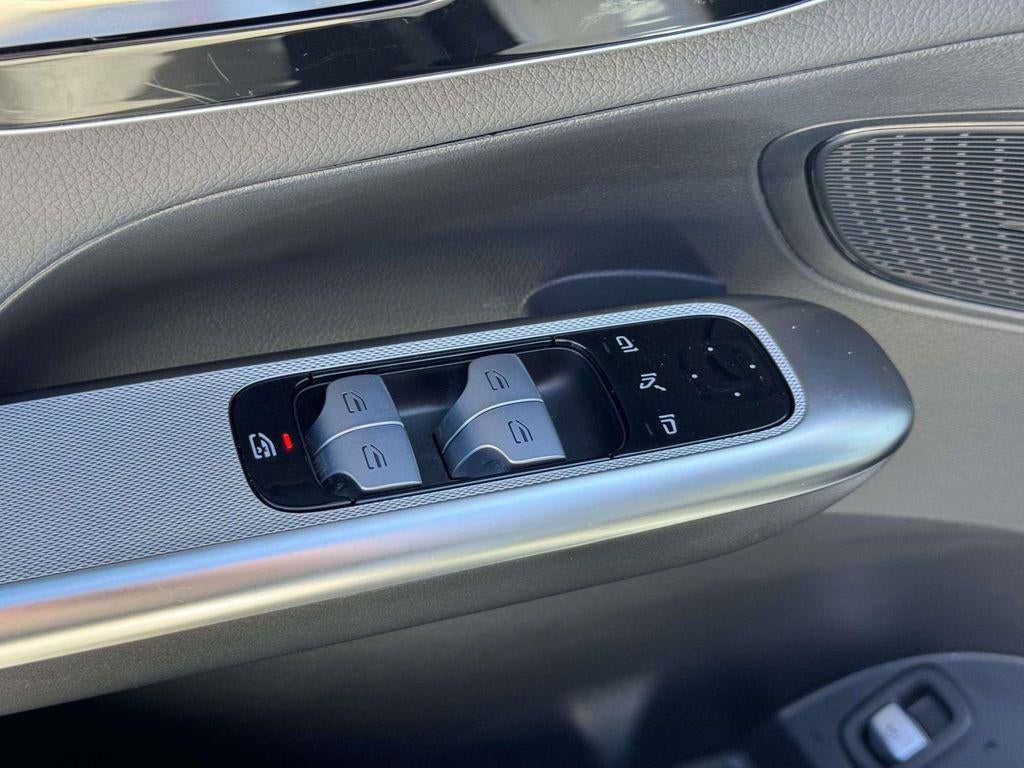 2023 Mercedes-Benz GLC 300 4MATIC® SUV