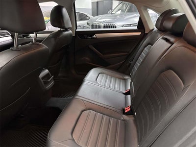 2012 Volkswagen Passat 3.6L V6 SE