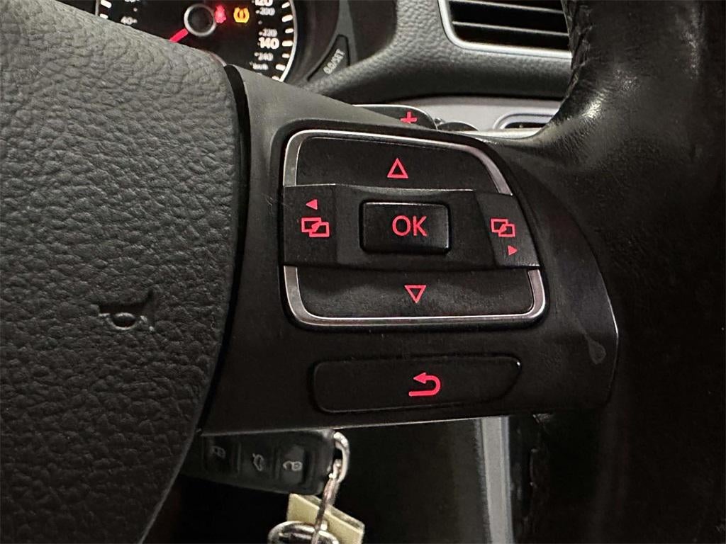 2012 Volkswagen Passat 3.6L V6 SE