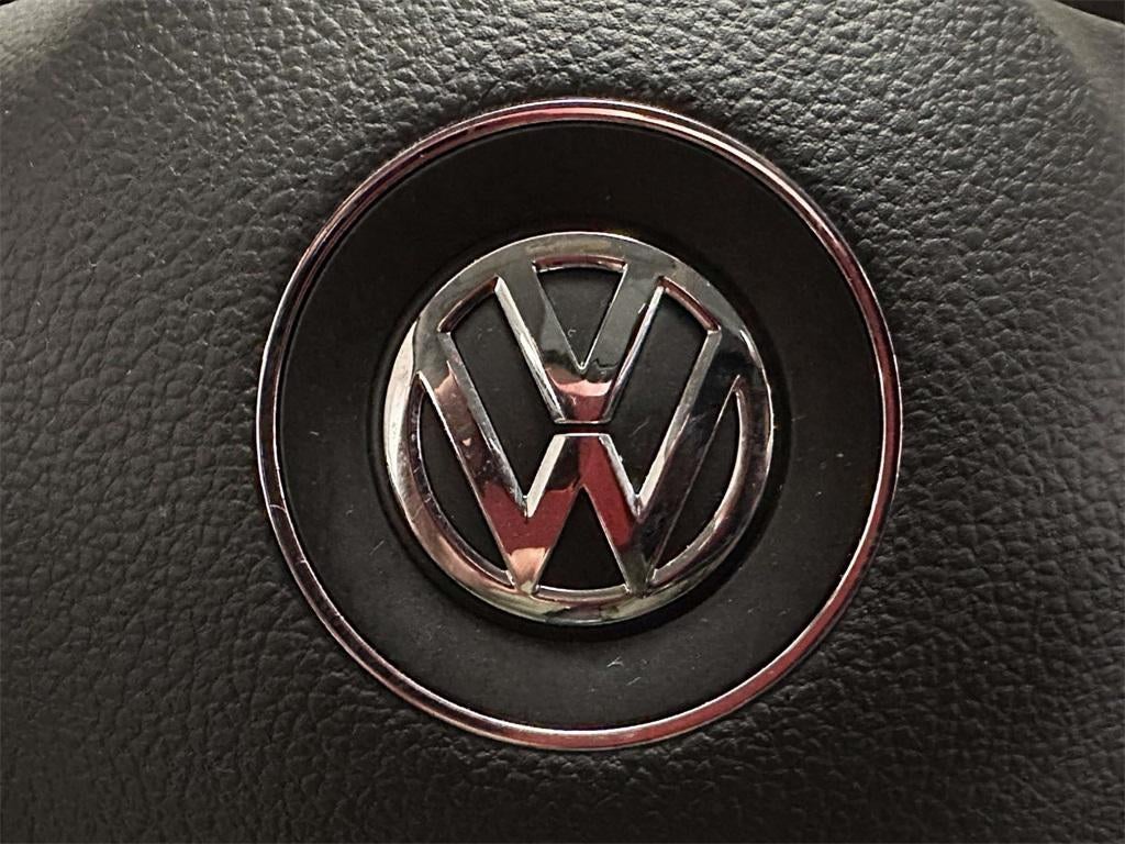 2012 Volkswagen Passat 3.6L V6 SE