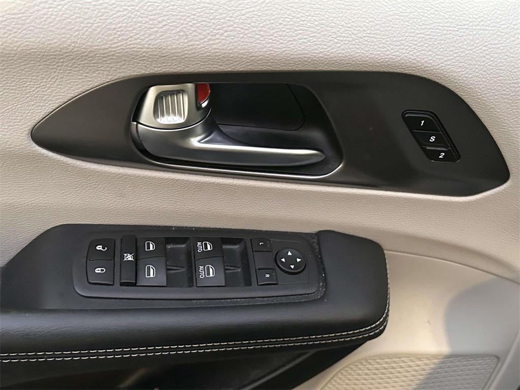 2023 Chrysler Pacifica Touring L AWD