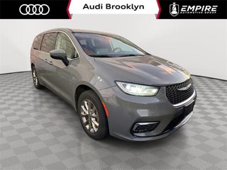 2023 Chrysler Pacifica Touring L AWD