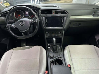 2019 Volkswagen Tiguan 2.0T SE